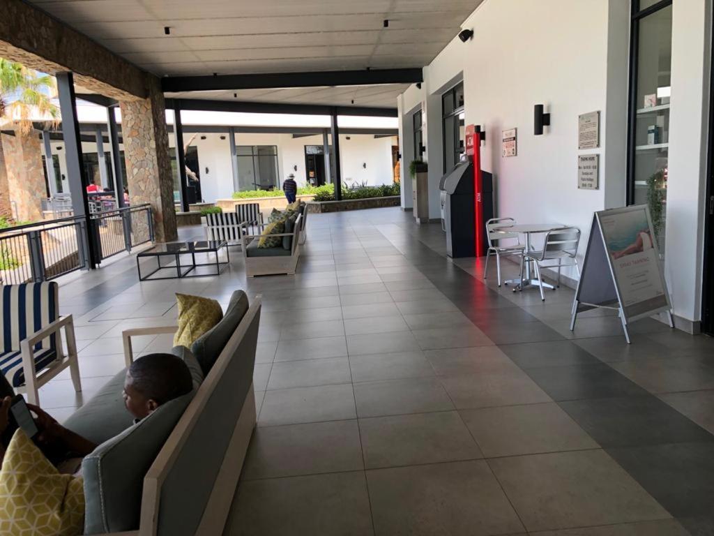 The Blyde Crystal Lagoon Riverwalk Estate Pretoria Exterior photo